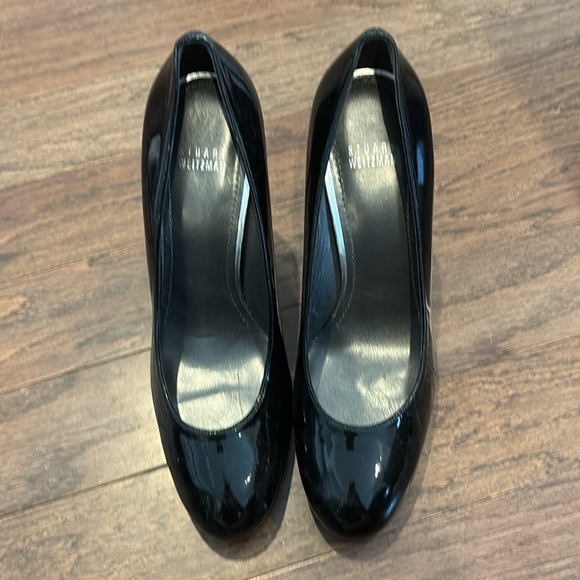 Stuart Weitzman blk patent leather heels. Never worn no box size 10 - Picture 2 of 7